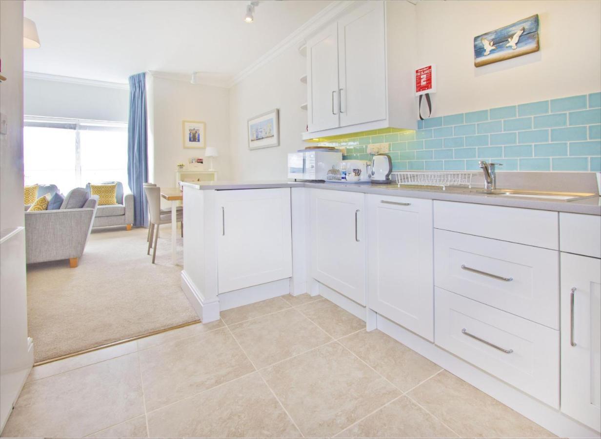 Beautiful Aberdovey Seafront Apartment 2 Aberdyfi Exterior photo
