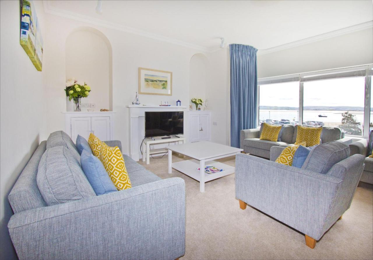 Beautiful Aberdovey Seafront Apartment 2 Aberdyfi Exterior photo